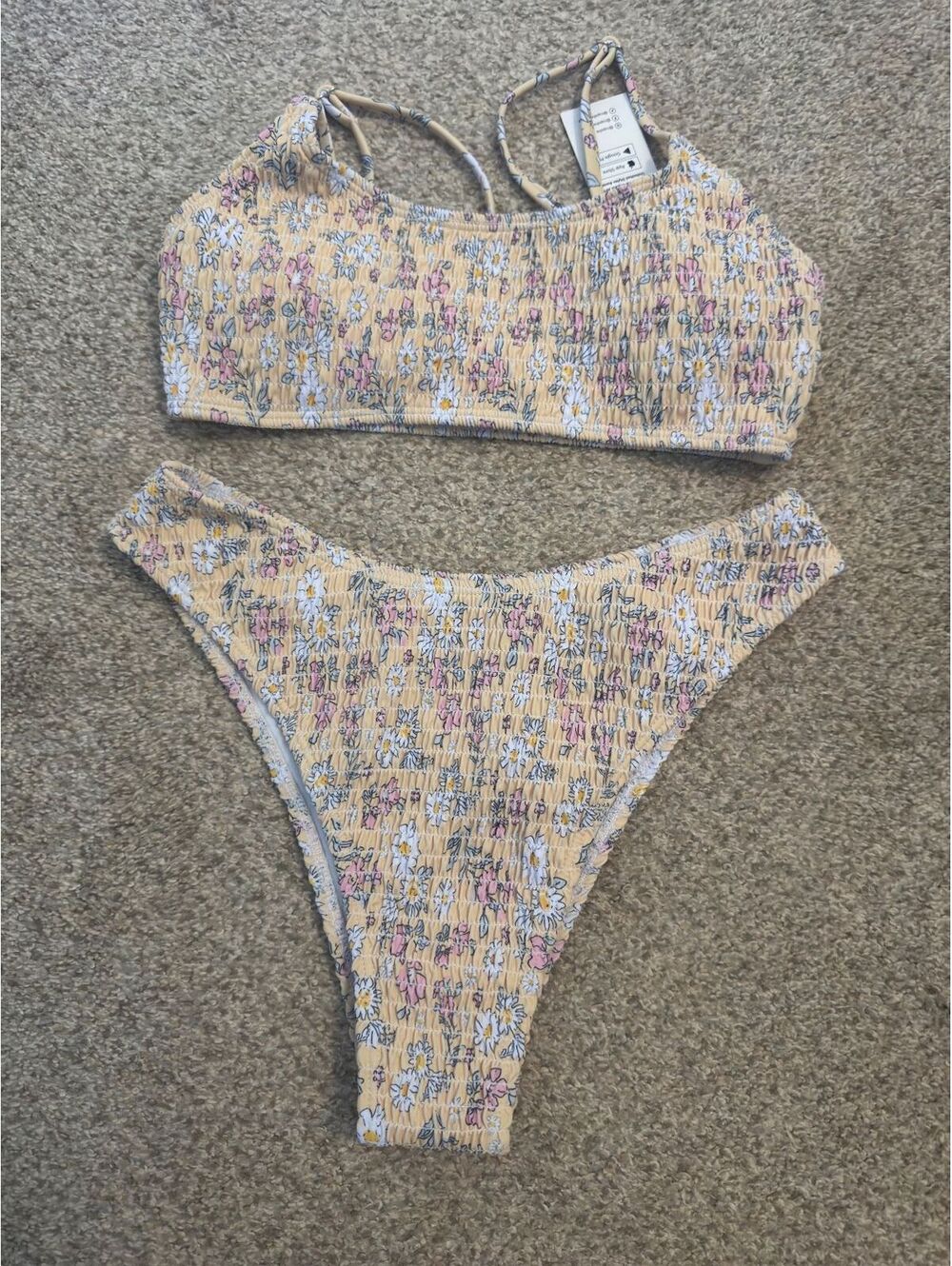 Cupshe- Small Light Yellow Floral Swimsuit/Bikini